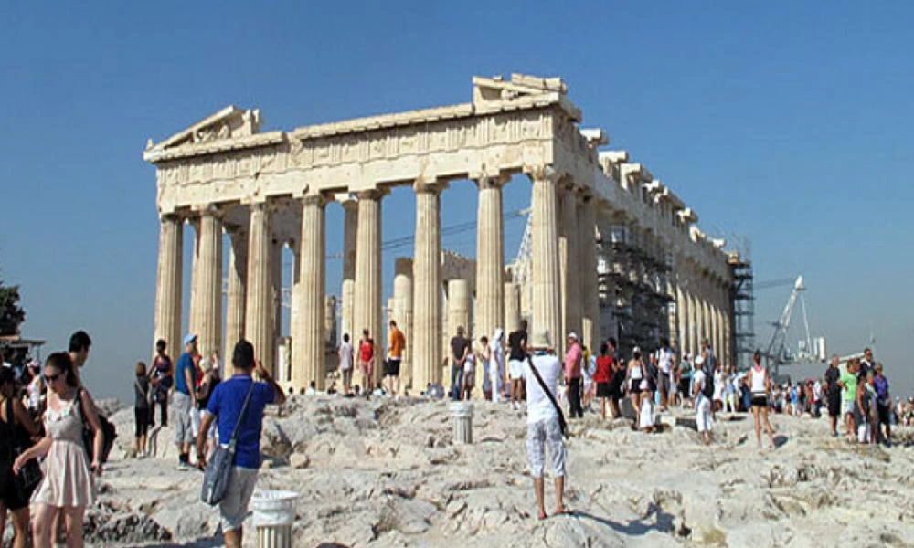 Κλειστοί θα παραμείνουν σήμερα οι αρχαιολογικοί χώροι στην Αθήνα από τις 12:00 έως τις 17 λόγω του καύσωνα